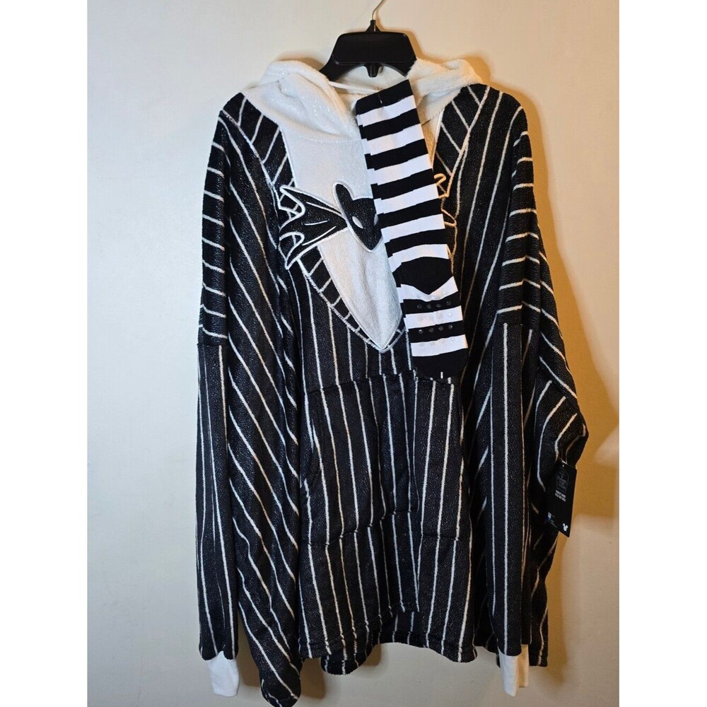 NWT Disney’s Nightmare Before Christmas Jack Sleep Dress/Lounger With Socks L